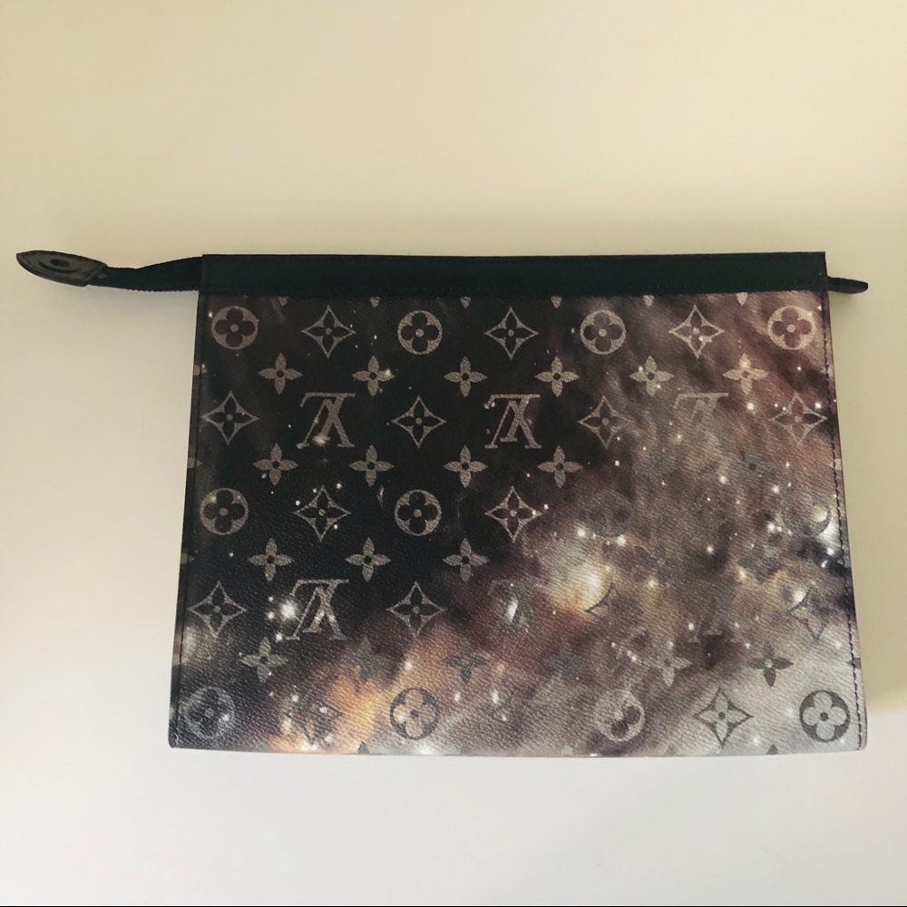 Louis Vuitton Galaxy Pochette - Picture 2 of 5